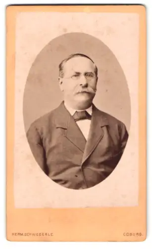 Fotografie Hermann Schwegerle, Coburg, Badergasse 1, Porträt eines Herrn mit Schnurrbart