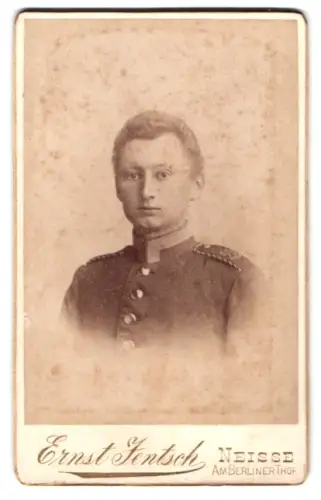 Fotografie Ernst Jentsch, Neisse, Am Berliner Tor, Einjährig-Freiwilliger Unteroffizier vom Inf.-Rgt. Nr. 23 in Uniform