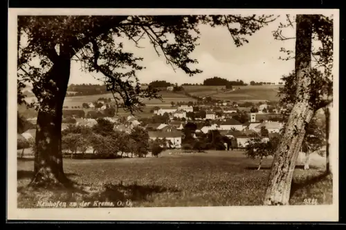 AK Neuhofen an der Krems, Dorfpanorama mit Kirche