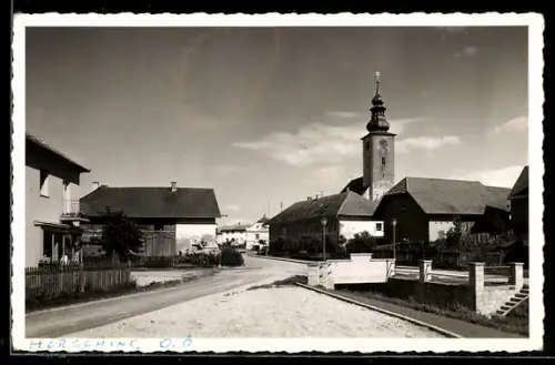 AK Hörsching /O. Ö., Strassenkreuzung mit Kirche