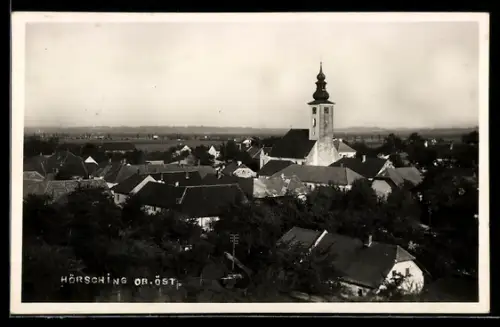 AK Hörsching /Ob. Öst., Totalansicht mit Kirche