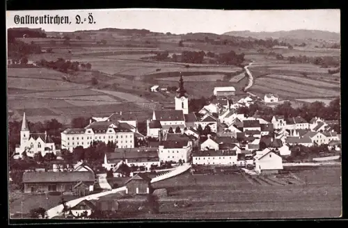 AK Gallneukirchen /Ob. Öst., Gesamtansicht mit Kirche u. Umgebung