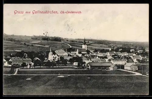 AK Gallneukirchen /Ob. Öst., Gesamtansicht mit Kirchen und Umgebung