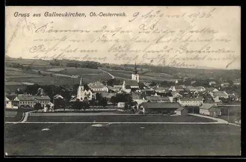 AK Gallneukirchen /Ob. Öst., Gesamtansicht mit Kirchen aus der Vogelschau