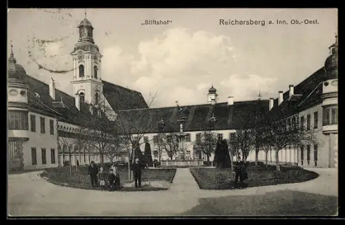 AK Reichersberg a. Inn, Stiftshof