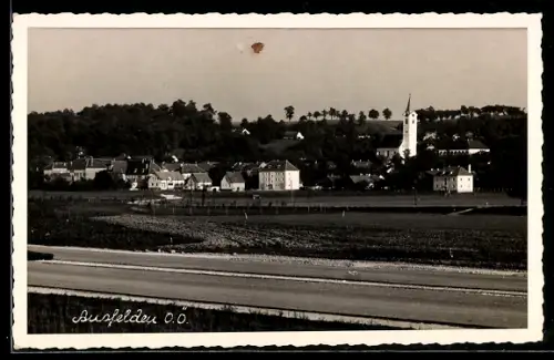 AK Ansfelden /O.-Ö., Teilansicht mit Kirche