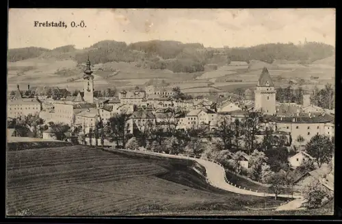 AK Freistadt /O.-Ö., Teilansicht mit Schloss