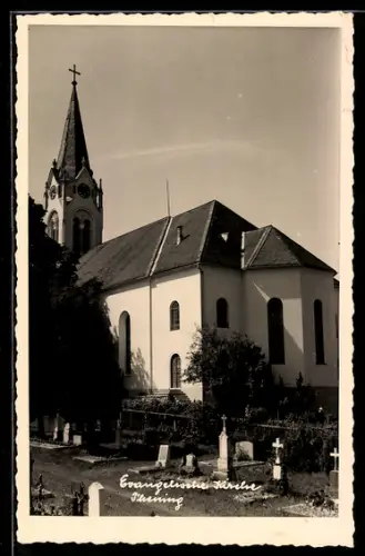 AK Thening, Evengelische Kirche mit Friedhof
