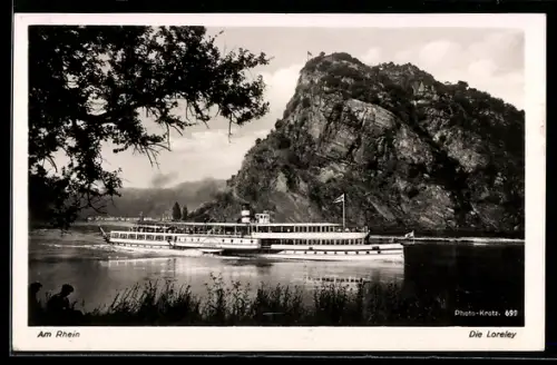 AK Raddampfer Ostmark passiert die Loreley, Rheindampfschiffahrt