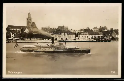 AK Ueberlingen, Bodensee-Dampfer Stadt Konstanz verlässt den Hafen