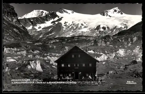 AK Johannishütte mit Grossvenediger u. Rainerhorn, Berghütte