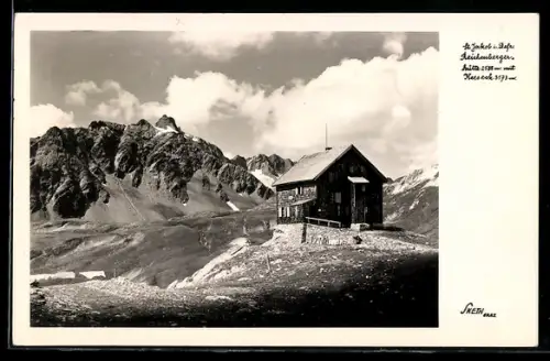 AK Reichernbergerhütte, Ansicht gegen die Berge