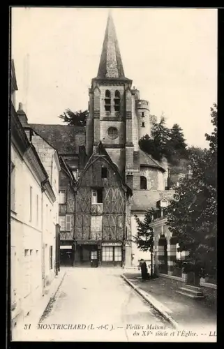 AK Montrichard /L.-et-C., Vieilles Maisons du XVe siècle et l`Eglise