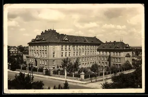 AK Brandels an der Elbe, Gymnasium aus der Vogelschau