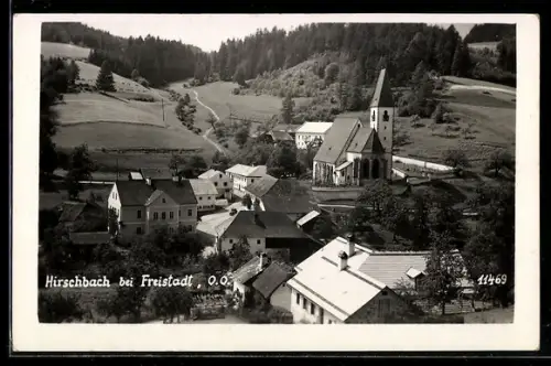 AK Hirschbach bei Freistadt, Strassenpartie mit Kirche