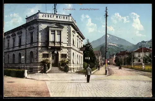 AK Dornbirn, Bahnhofstrasse mit Josef Weiss Haus
