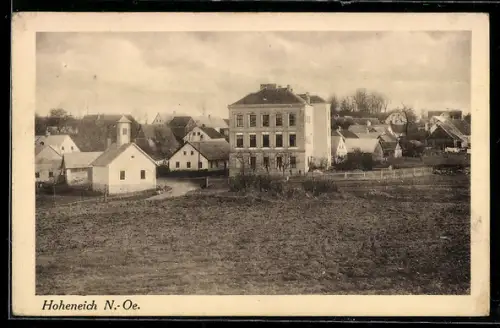AK Hoheneich /N.-Oe., Ortspartie mit Kapelle
