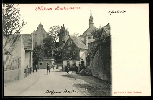 AK Meissen, Hintermauer-Strasse mit Passanten