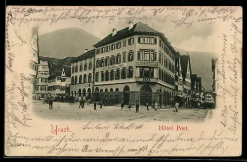 AK Urach, Hotel Post mit Passanten