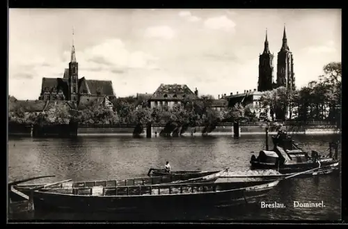 AK Breslau, Dominsel mit Dom, Frachtkähne am Ufer