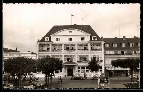 Foto-AK Travemünde, Hotel Deutscher Kaiser und Cafe Buschow