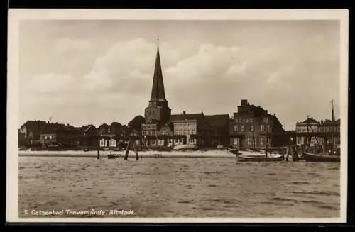 AK Travemünde, Altstadtpanorama mit Kirche