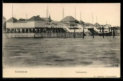 AK Travemünde, Badeanstalt vom Wasser aus