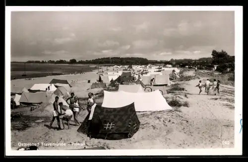 AK Travemünde-Priwall, Strand mit Zelten und Gästen