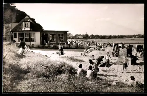 AK Travemünde, Strandpartie mit Strandcafe