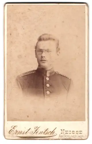 Fotografie Ernst Jentsch, Neisse, Am Berliner Tor, Einjährig-Freiwilliger Unteroffizier in Uniform