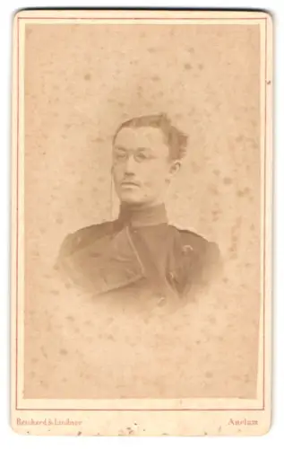 Fotografie Reichard & Lindner, Anklam, Peendam, Offizier eines Infanterie-Regiment im Überrock