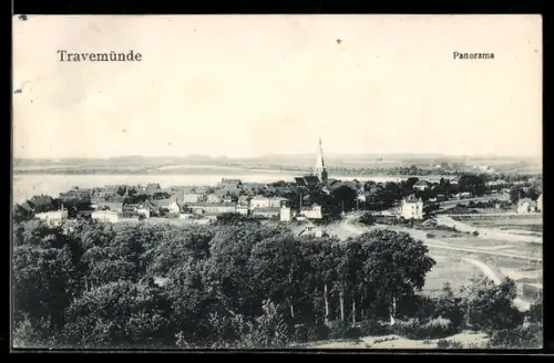 AK Travemünde, Panorama mit Kirche