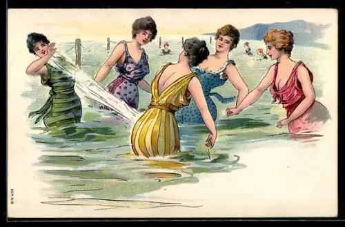 AK Junge Damen in Badekleidung bespritzen sich im Wasser