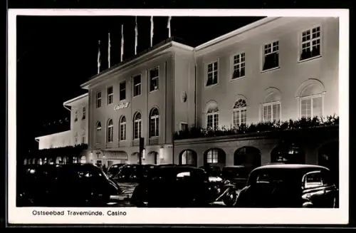 AK Travemünde, Casino mit Autos bei Nacht