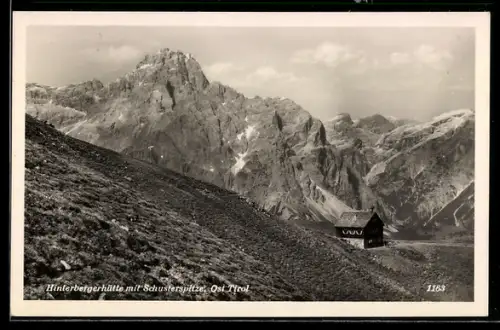 AK Hinterbergerhütte /Ost-Tirol, Anblick der Hütte mit Schusterspitze