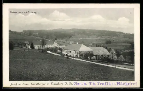 AK Eidenberg /Ob. Öst., Ortsansicht mit Turmgebäude u. Landstrasse