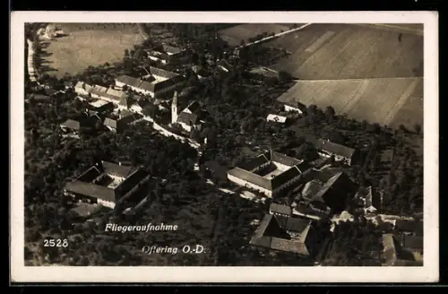 AK Oftering /O.-D., Ortsansicht mit Kirche, Fliegeraufnahme