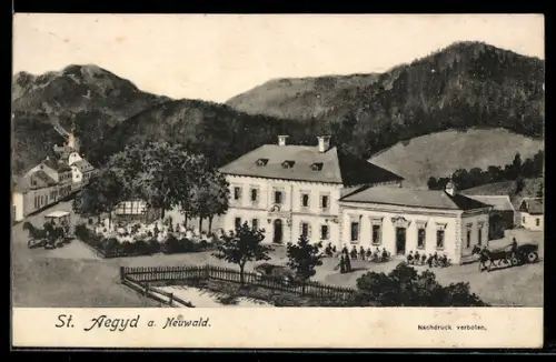 Künstler-AK St. Aegyd a. Neuwald, Gasthaus mit Terrasse, Kutsche und Bergpanorama