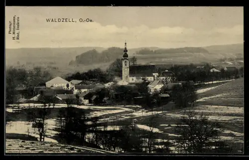 AK Waldzell /O.-Oe., Ortspanorama mit Kirche u. Landschaft