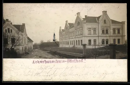 AK Ansfelden, Ackerbauschule Rizlhof mit Strassenpartie