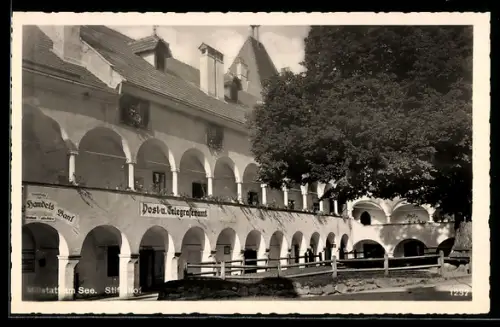 AK Millstatt am See, Stiftshof mit Arkaden, Post- und Telegraphamt
