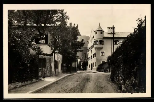 AK Hofgastein, Staatliche Heilanstalt, Strassenansicht