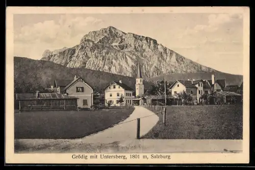 AK Grödig /Salzburg, Ortspartie mit Untersberg