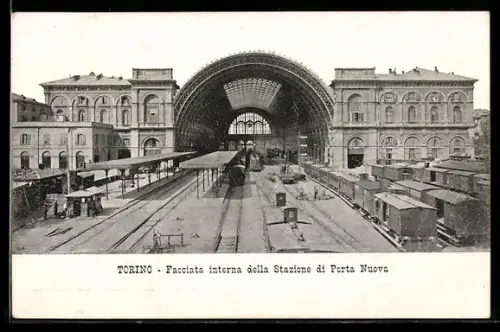 AK Torino, Facciata interna della Stazione di Porta Nuova, Bahnhof