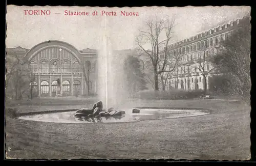 AK Torino, Stazione di Porta Nuova con fontana nel giardino