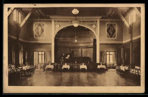AK Dresden-Klotzsche, Bahnhofs-Hotel und Restaurant von W. Schubert