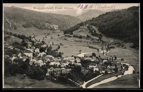 AK Muggendorf / Fränk. Schweiz, Totale vom Berg aus gesehen