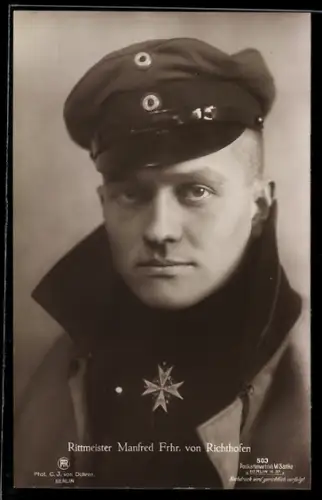 Foto-AK Sanke Nr. 503: Rittmeister Manfred von Richthofen mit Orden