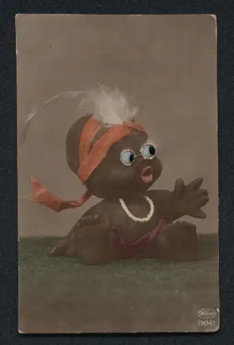 Glasaugen-AK Puppe mit Perlenkette