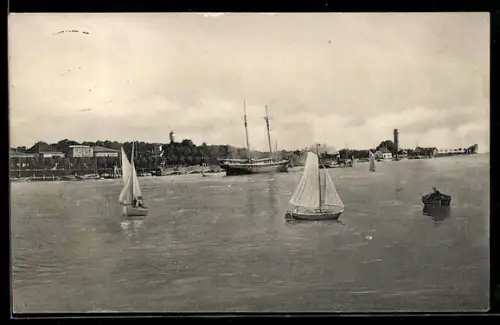 AK Travemünde, Hafen mit Segelbooten